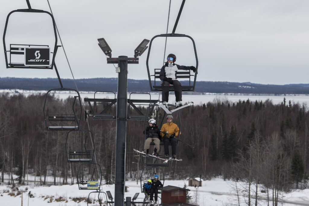 hillberg-season-ends-at-jber_46697932224_o