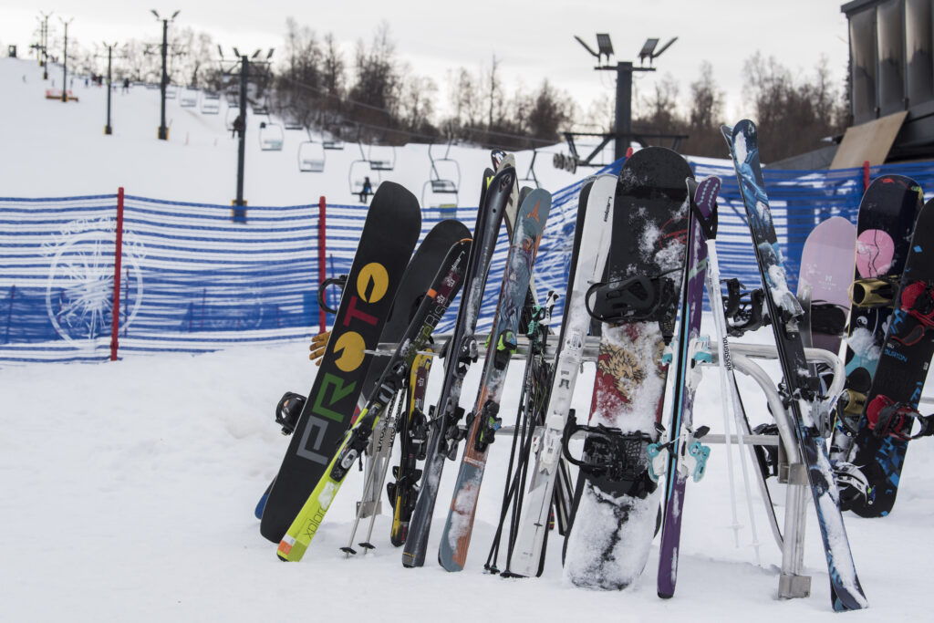 hillberg-season-ends-at-jber_46697932674_o